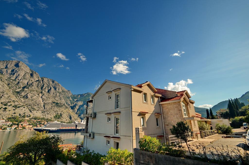 Muo Apartments Kotor Eksteriør bilde