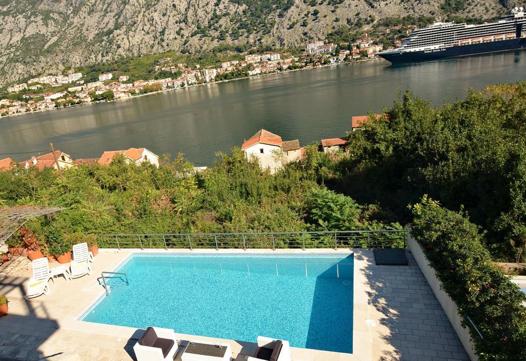Muo Apartments Kotor Eksteriør bilde
