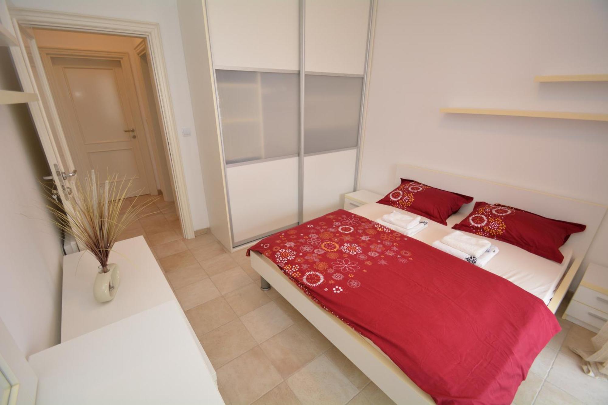 Muo Apartments Kotor Eksteriør bilde